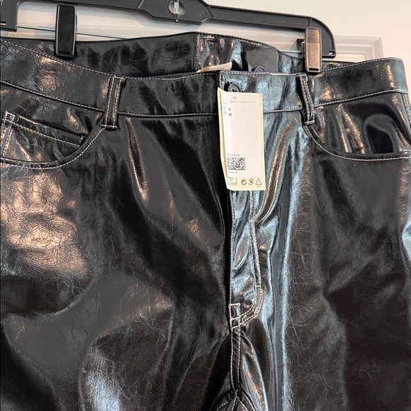 H&M Shiny Black Pants - Picture 3 of 3